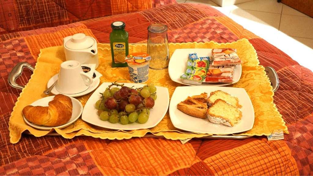 Hotel Scigliano Rossano Nhà hàng bức ảnh